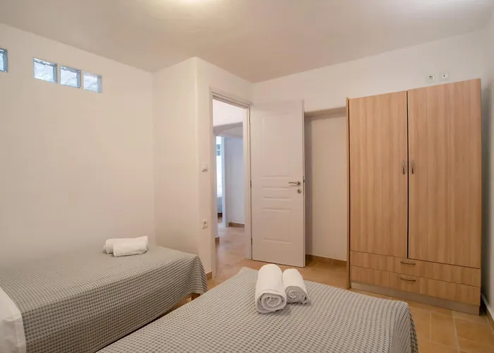 Blue Xenia Paros * Chrisi Akti (Paros)