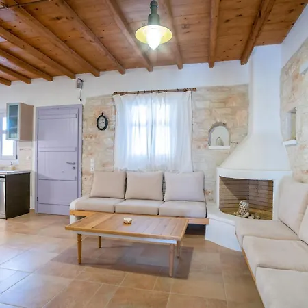 Blue Xenia Paros 흐리시 악티