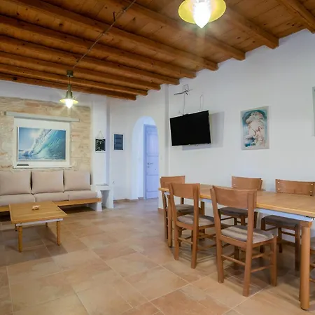 Blue Xenia Paros 펜션 *