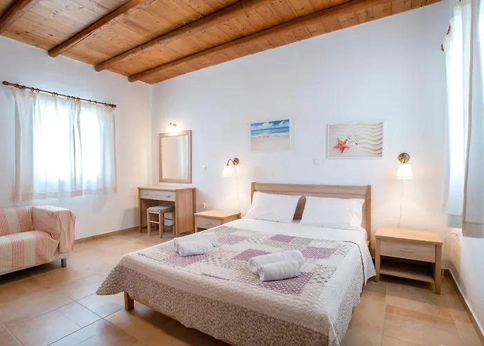 Blue Xenia Paros * Chrisi Akti (Paros)